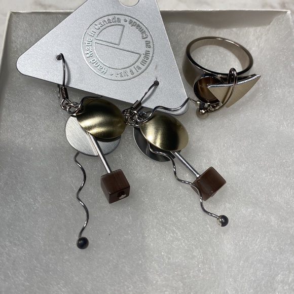 Fun earring and ring set - Picture 10 of 10